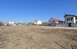 Teren intravilan 650 mp, front 32 metri, zona Girlesti