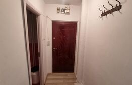 Garsoniera decomandata, 22 mp, etaj 3, zona Craiovita Noua - Racheta