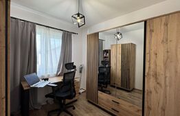 Casă P + E parte din triplex, 94 mp, 122 mp teren, zona Damila