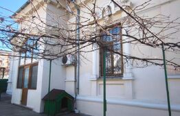 Casa cu 4 camere, 128 mp utili si 303 mp teren, zona centrala