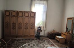 Casa cu 4 camere, 128 mp utili si 303 mp teren, zona centrala