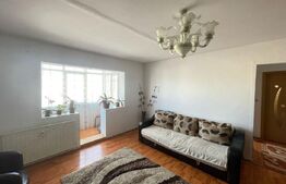 Apartament cu 2 camere, 52 mp, etaj 3, zona Rovine