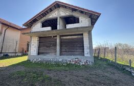 Casa la rosu P+M, Cernele (capatul lui 2), 420 mp teren, 149 mp utili