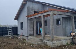 Casa cu 4 camere, 105 mp, zona Isalnita