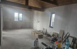 Casa cu 4 camere, 105 mp, zona Isalnita