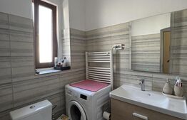 Apartament in casa pe parter, 4 camere, 80 mp utili, zona centru