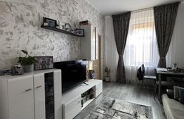Apartament in casa pe parter, 4 camere, 80 mp utili, zona centru