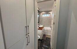 Apartament 3 camere semidecomandat, 67 mp, zona Penitenciarul Craiova, Rovine