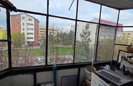 Apartament cu 4 camere, decomandat, 78,7 mp utili, etajul 3, zona Casa Stiintei 