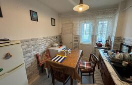 Apartament cu 3 camere, decomandat, zona Institut