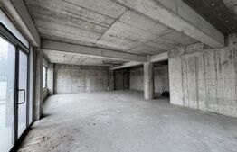 Spatiu comercial demisol bloc nou, 256 mp utili, zona Craiovita Noua