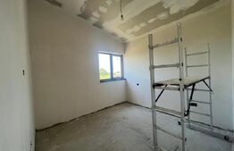 Casa pe parter cu un design deosebit, zona nordica / Simnicul de Jos