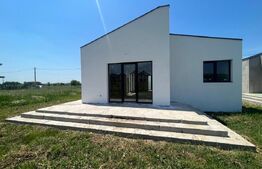 Casa pe parter cu un design deosebit, zona nordica / Simnicul de Jos