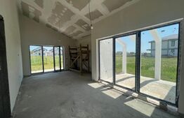 Casa pe parter cu un design deosebit, zona nordica / Simnicul de Jos