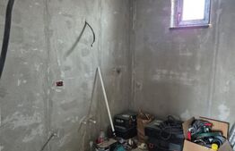 Casa de vanzare, 80 mp utili, 528 mp teren, zona Robanesti
