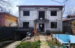 Propietate cu 2 case si spatiu comercial, 585 mp teren, intersectia cu agronomia