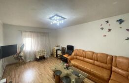 Apartament decomandat, cu 3 camere, 75 mp, zona Pelendava