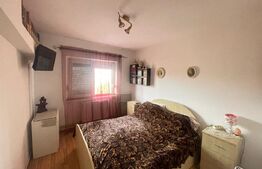 Apartament decomandat, cu 3 camere, 75 mp, zona Pelendava