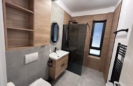 Apartament de lux, 3 camere si 2 bai, bloc nou, zona de case central