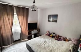 Apartament de 2 camere, decomandat, etajul 1, 49 mp, zona Rovine langa scoala 39