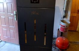 Casa de vanzare cu 5 camere, P+1, 130 mp utili, 463 mp teren, zona Brestei