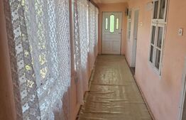 Casă de vânzare Simnicu de Sus, 2491 mp teren, 76 mp utili