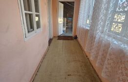 Casă de vânzare Simnicu de Sus, 2491 mp teren, 76 mp utili