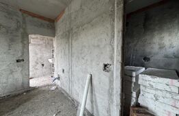 Casa parter, 120 mp utili, 390 mp teren, Valea Fetii