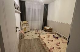 Duplex (A+B) 260 mp utili, 590 mp teren, mobilat utilat, zona Casa Noastra