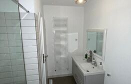 Duplex (A+B) 260 mp utili, 590 mp teren, mobilat utilat, zona Casa Noastra