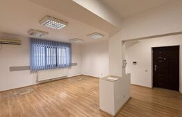 Apartament 3 camere parter, 97 mp utili,  zona FORD Ferval 