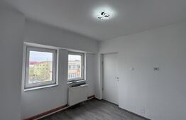 Apartament de vanzare cu 4 camere, 80 mp, zona ultracentral