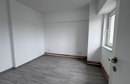 Apartament de vanzare cu 4 camere, 80 mp, zona ultracentral