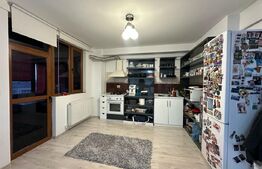 Apartament de vanzare cu 2 camere, 59 mp, zona Scoala 12