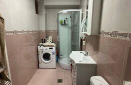 Apartament de vanzare cu 2 camere, 59 mp, zona Scoala 12