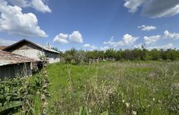 Teren intravilan, 1843 mp, front 32 ml, zona  Sarbatoarea