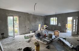 Casa de vanzare, cu 4 camere, 99 mp, 404 mp teren, zona Cosoveni