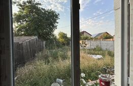 Casa de vanzare, cu 4 camere, 99 mp, 404 mp teren, zona Cosoveni