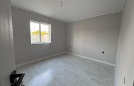 Casa de vanzare, cu 4 camere, 99 mp, 404 mp teren, zona Cosoveni