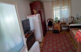 Teren cu 2 case batranesti, de vanzare, 305 mp, zona Brestei