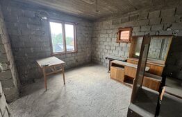 Casă la roșu Filiași, 232 mp, teren generos 1842 mp, investiție ideală