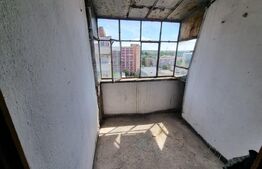 Apartament cu 4 camere, 75 mp, zona Mall Electroputere, Lapus