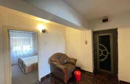 Apartament 3 camere decomandat,77 mp,etaj 1, zona Lapus Arges