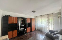 Apartament de vanzare, cu 3 camere, 77mp, zona Lapus Arges