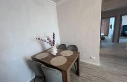 Apartament de inchiriat, cu 3 camere, 84 mp, parcare privată, Calea București, 