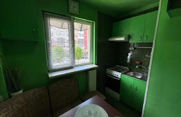 Apartament de vanzare, cu 3 camere, 65mp, zona Materna - Craiovita noua