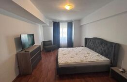 Apartament de inchiriat, cu 3 camere, 84 mp, zona Piata Mare
