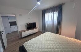 Apartament, de inchiriat, cu 3 camere, 65 mp, zona Bacriz