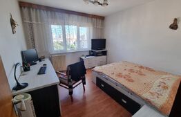Apartament de vanzare, cu 3 camere, 64 mp, zona Craiovita Noua