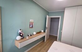 Apartament de vanzare, 3 camere, decomandat, 89 mp, zona Ramada